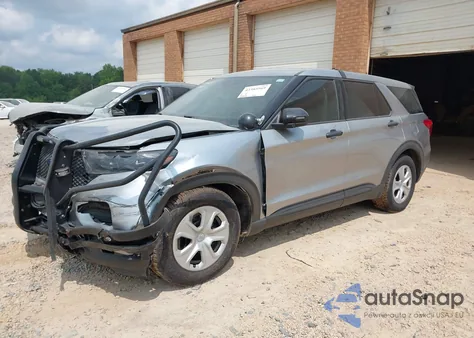 2020 Ford Police Interceptor z USA, uszkodzony, nr VIN 1FM5K8AC7LGB86327